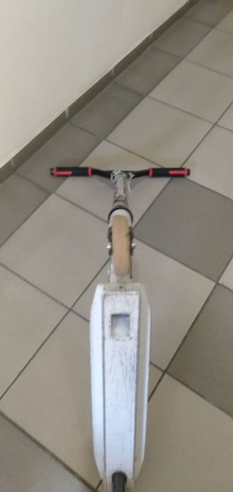 Продам трюковой самокат