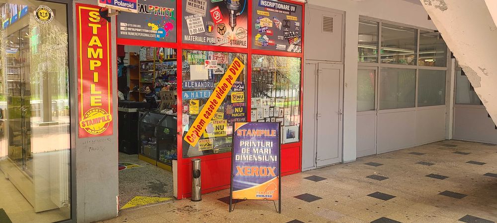 Spatiu comercial cu vad  foarte bun Complex  Policlinica Titan