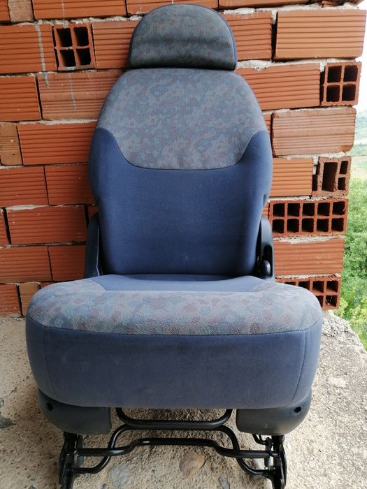 Седалки за VW Sharan