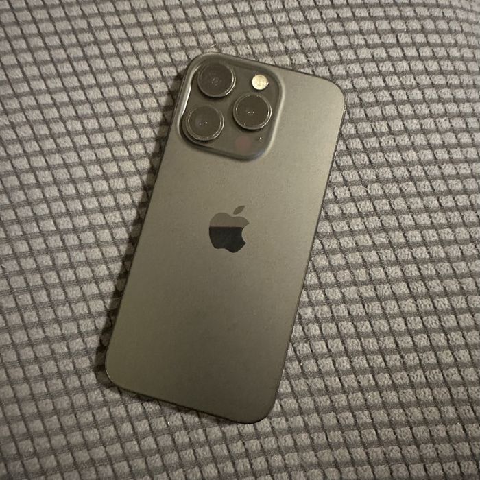 iPhone 15 Pro за части