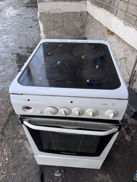 Продам электрическая плита