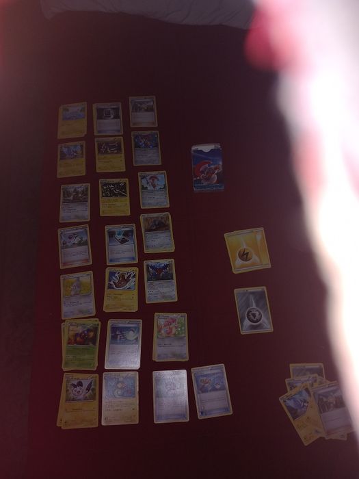 Cărți Pokemon anul 2012