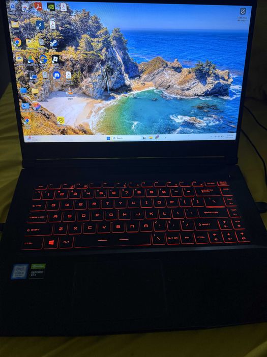 Laptop MSI GF63 Thin 9SC – i5, 24GB RAM, 4GB placă video dedicată