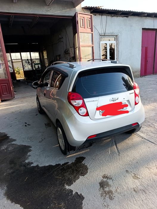 Holatı yaxshı pulı zarur barter varıant yuq