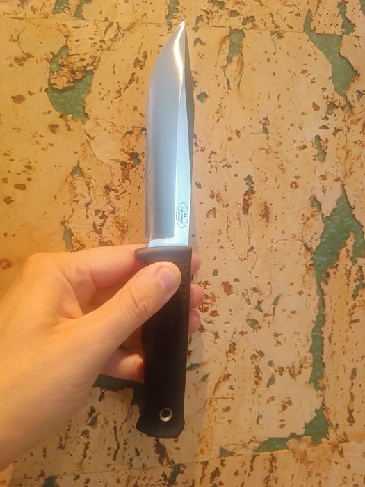 Нож фалкнивен s1