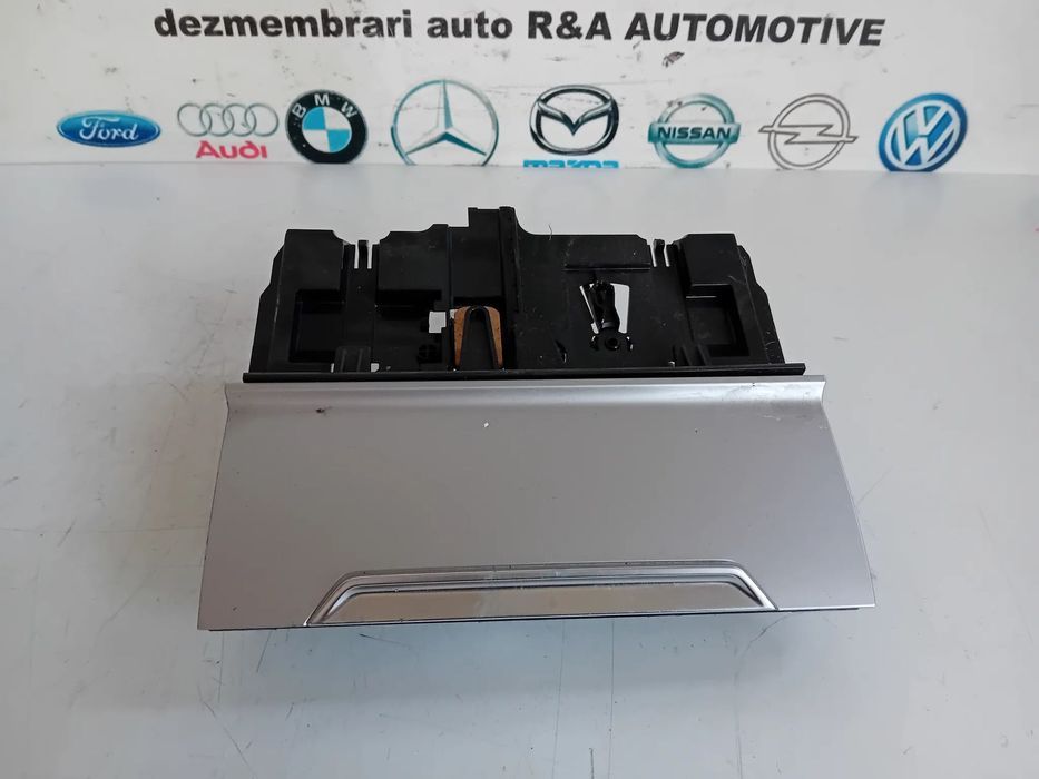 Modul Incarcare Wirelles Scrumiera Vw Passat B8 AN 2014-2020 Cod 3G1863071A Motor DFG Cutie UAX