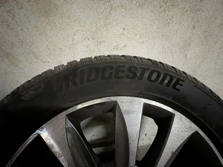 Оригинални джанти Mercedes 20" със зимни гуми 275 55 20 Bridgestone Blizzak  дот 3424