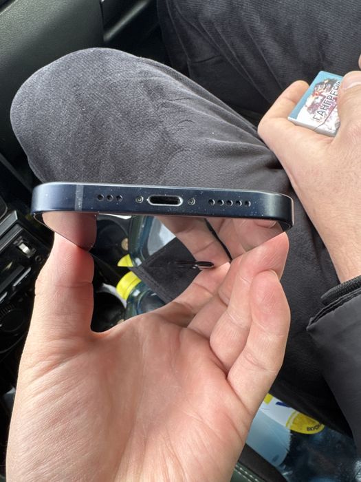 Iphone 12 емкость 82