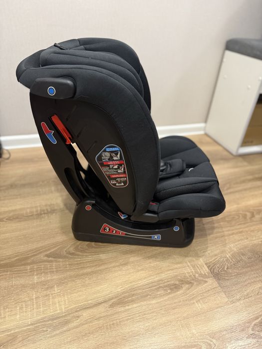 Продам детское автокресло