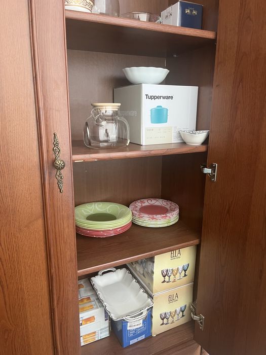 Продам шкаф посудный б/у