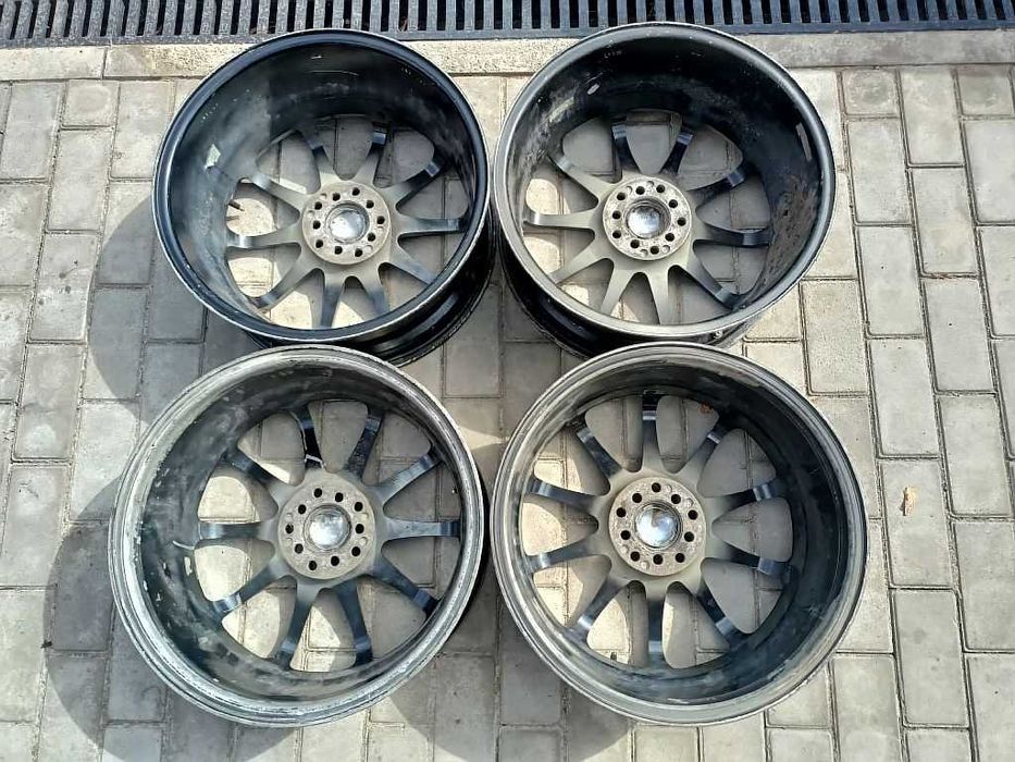 Продам легкосплавные диски R18 .