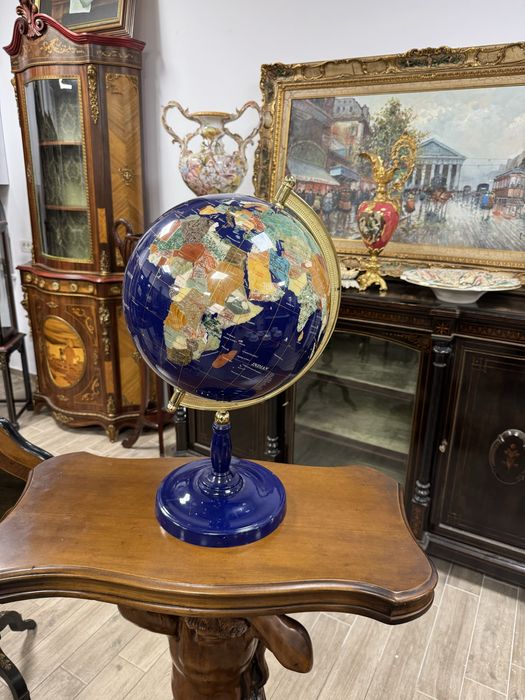 Glob pamantesc cu sidef si pietre semi-pretioase