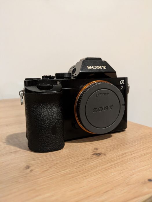 Sony A7 - Отлично Състояние на 20к Клика, Отлично Състояние