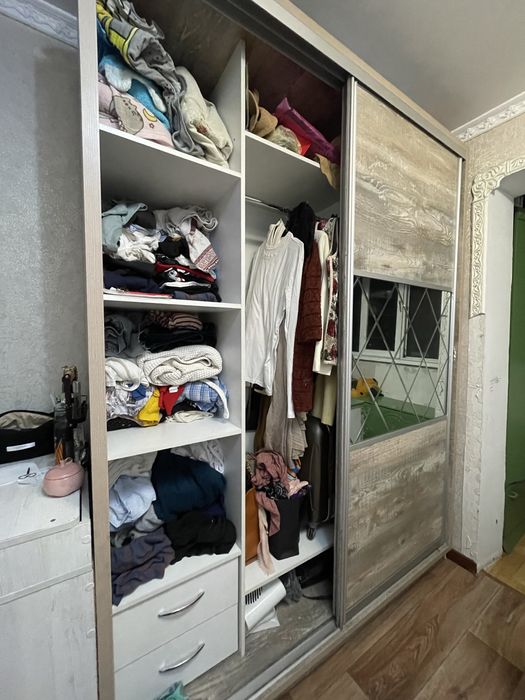 Шкаф-купе в отличном состоянии
