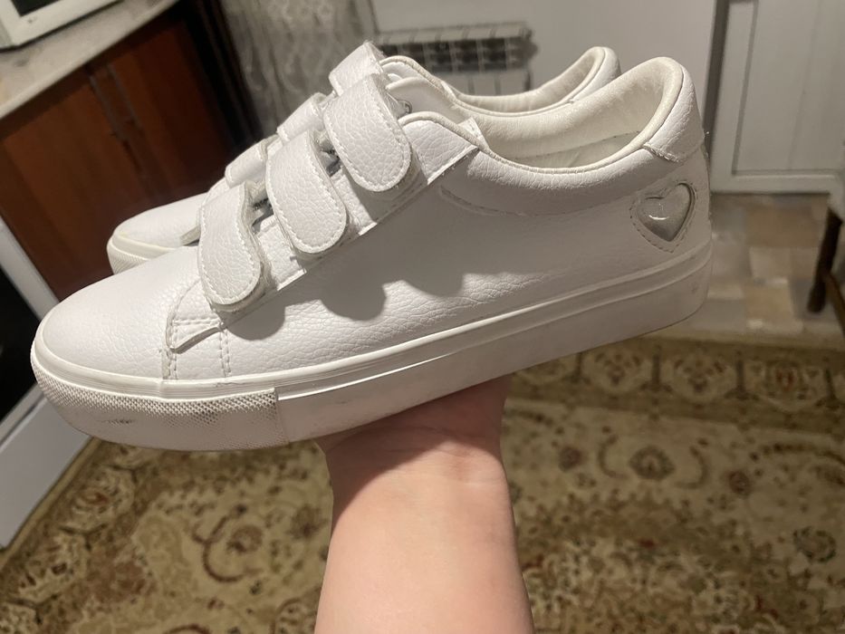 Продам обувь срочно