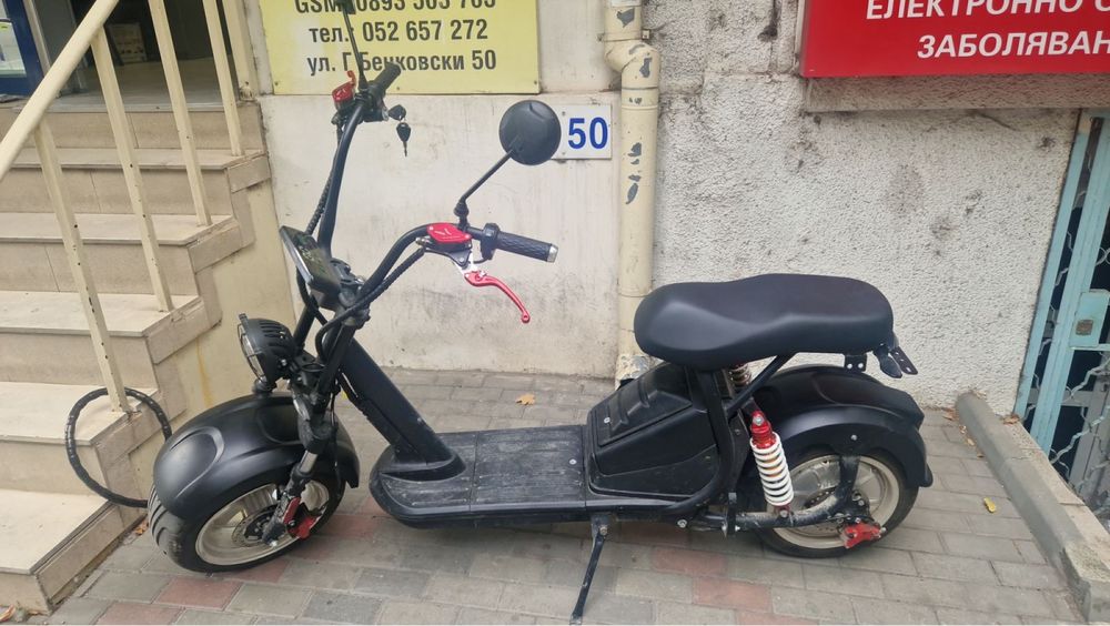 Електрически скутер тип чопър