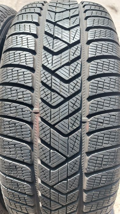 Зимни гуми 235/60/18 Pirelli Scorpion Winter 4 броя