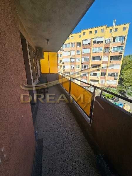 Двустаен апартамент в Каменица 1! 71885827