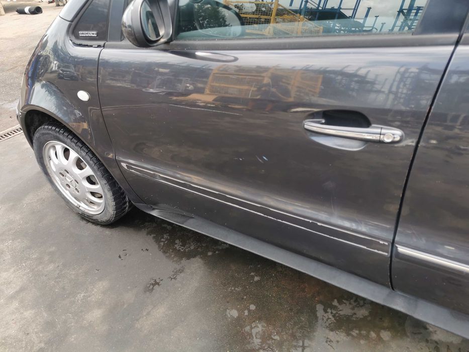 dezmembrez Mercedes A class w168/capota w168/ faruri w168/ usa fata