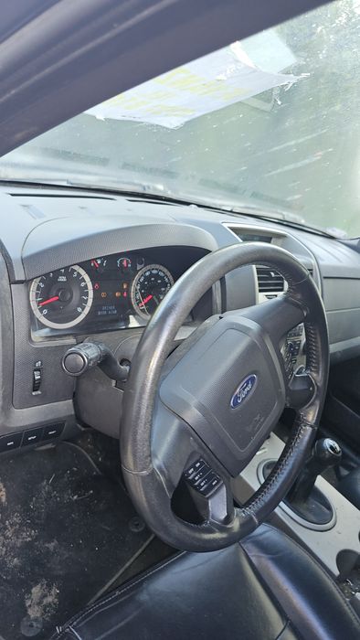 De vanzare ford escape