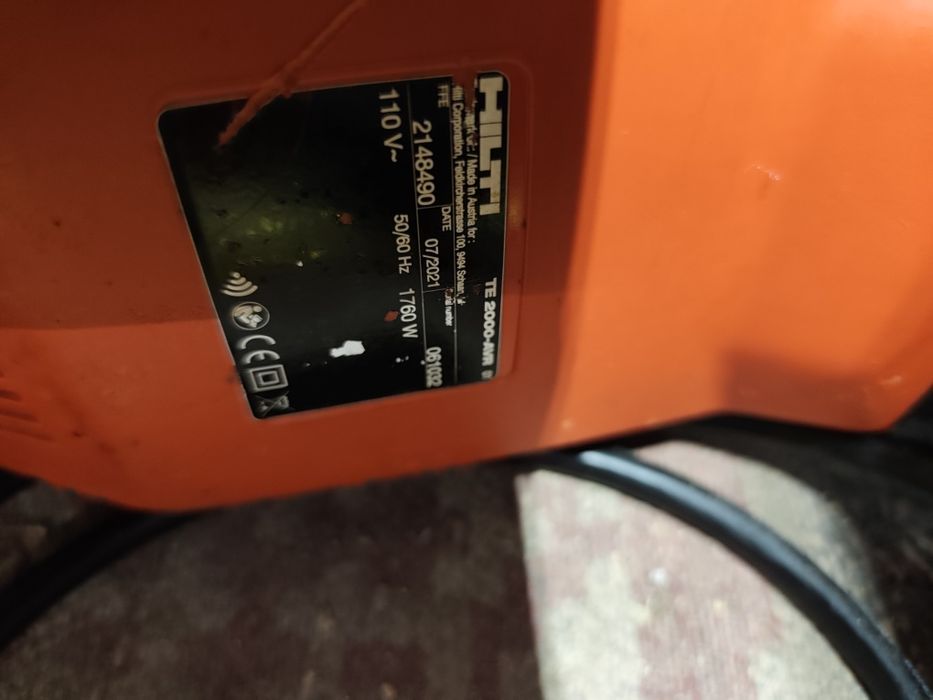 Машини HILTI ХИЛТИ Къртач, перфоратори, винтоверт,трион.