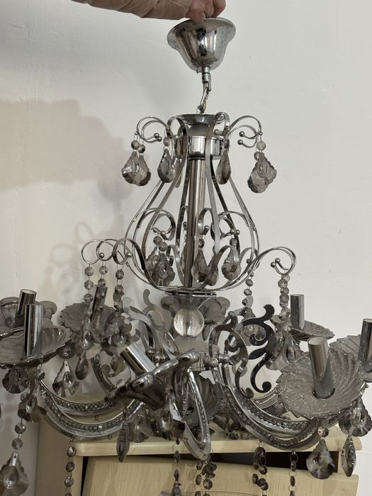 Продам люстры б/у