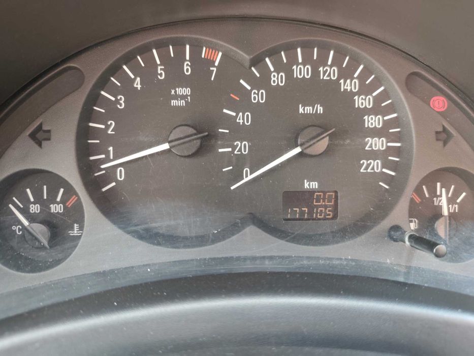 Opel Corsa b 1.2 2004 НА ЧАСТИ