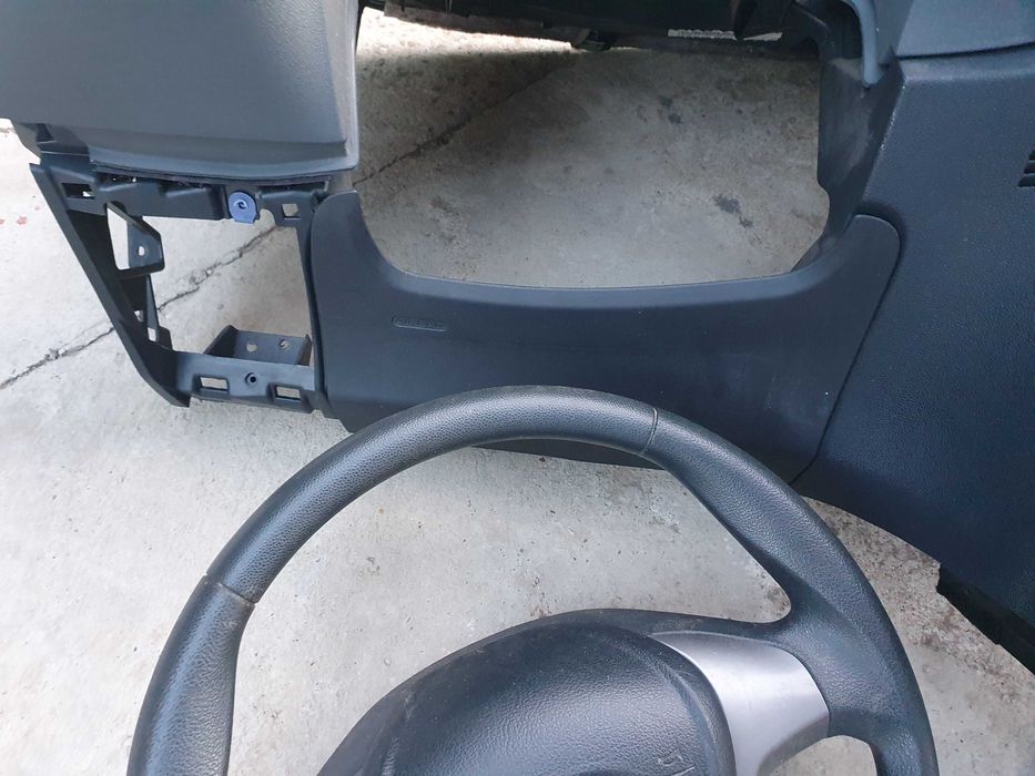 Plansa bord ford fiesta mk7