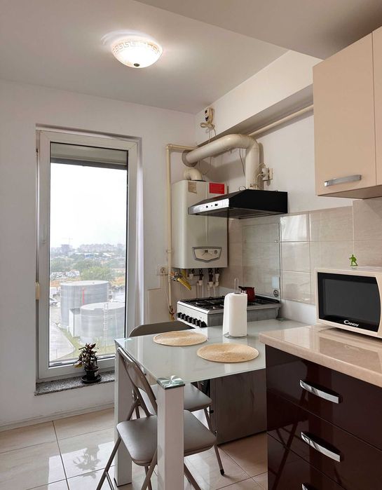 Închiriez garsonieră în ansamblu rezidențial