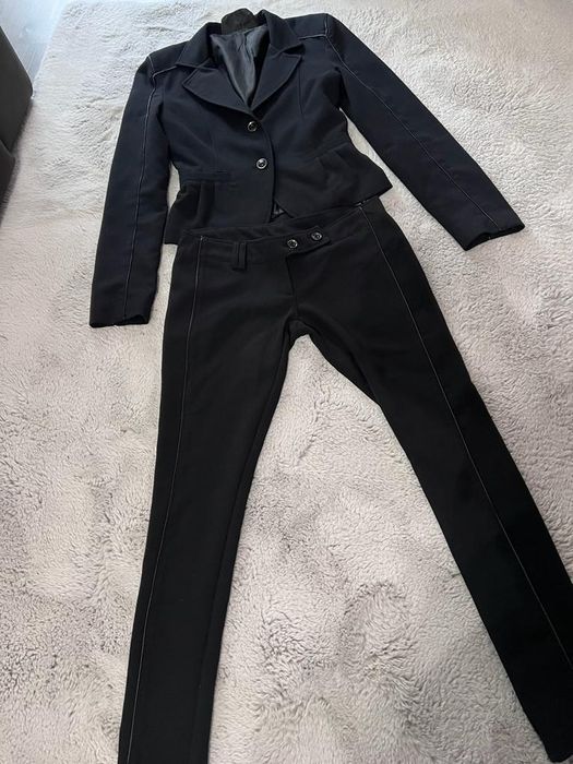 Costum sacou pantaloni noi dama maro si negru