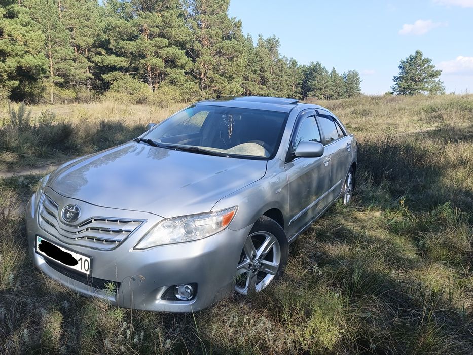 Продам Тойоту камри