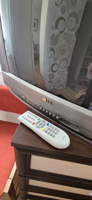 телевизор LG 21 инча, POWER BALL, BLU EYE