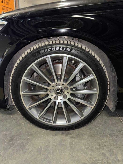 Mercedes-Benz S560 long