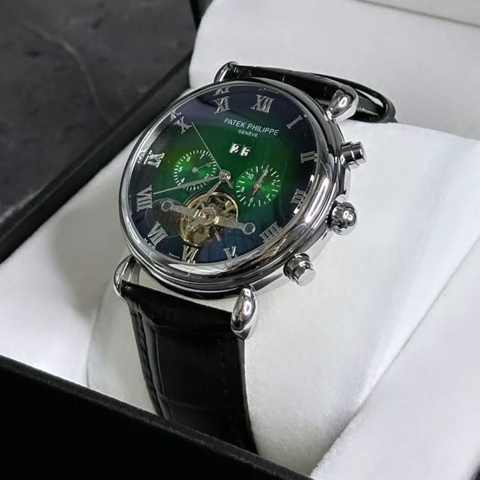 Наручные часы механические