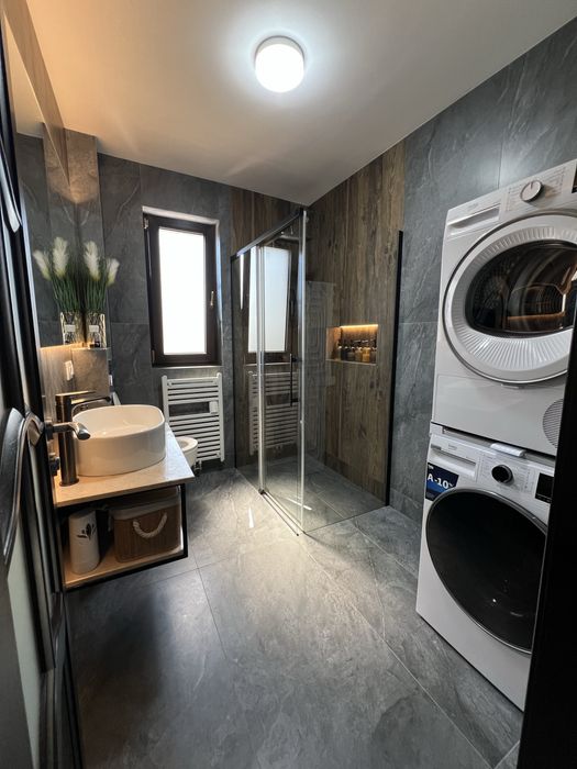 Vand apartament 3 camere Valea Lupului