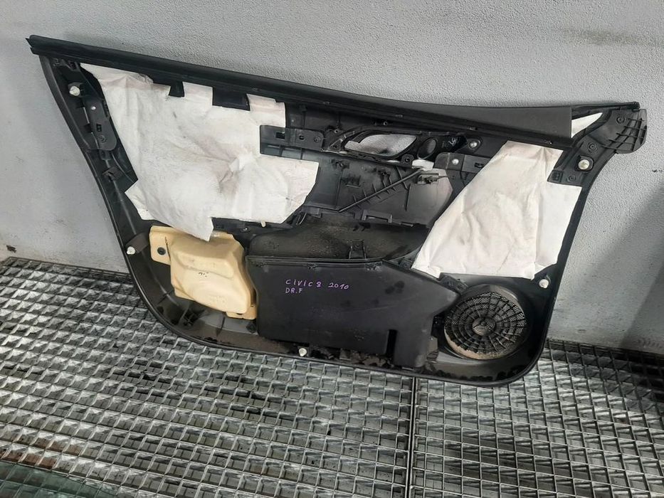 fata tapierie usa dreapta fata  honda civic 8 fn fk hatchback