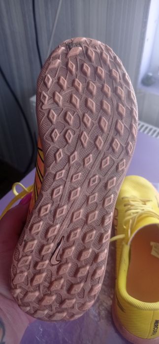 Футболни стоножки