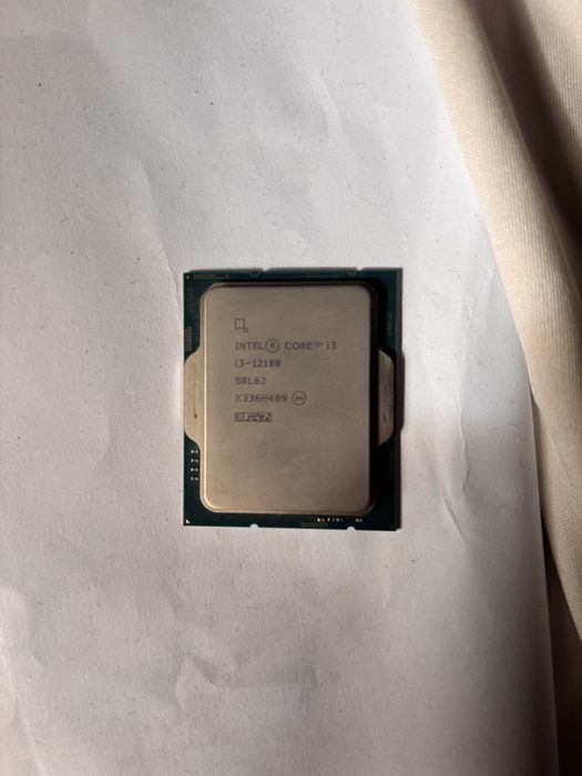 Procesor Intel core i3-12100 3.3GHz