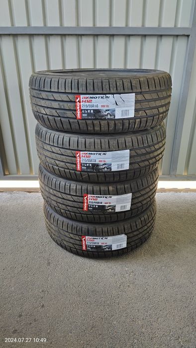 Roadx 215/55/R18