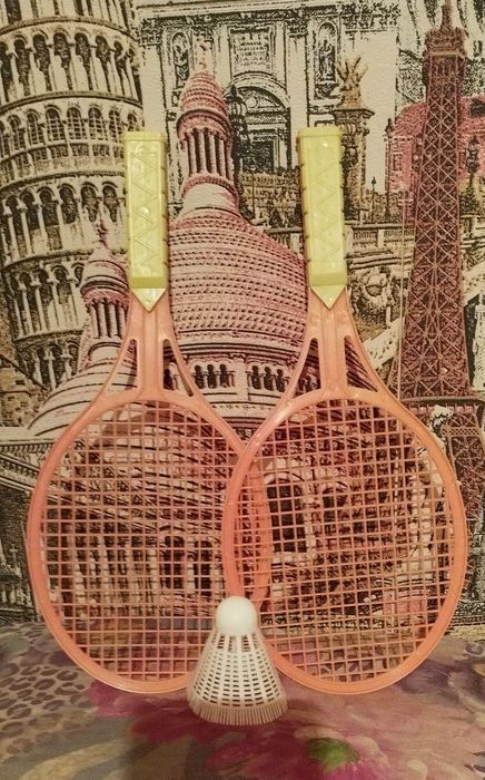 Детские ракетки для банбинтона.