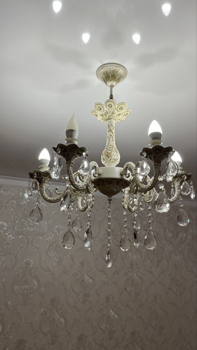 Срочно продом люстра бу