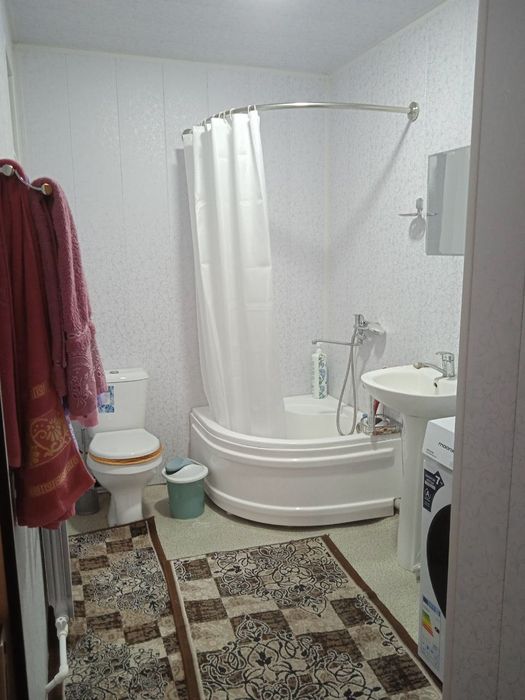 Янгийол центрда Срочна уй сотилади