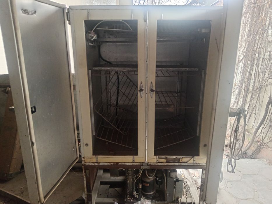 Холодильник и казан