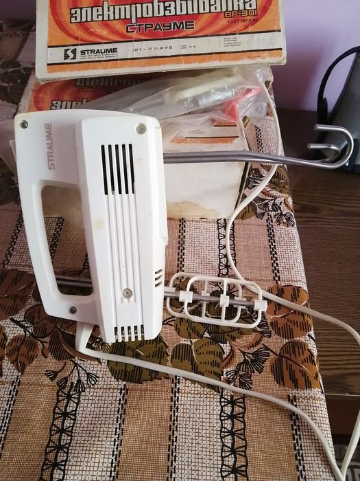 Продаётся Миксер Straume Электровзбивалка. (2 штуки)