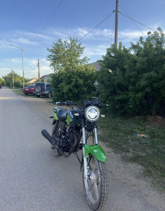Продам мотоцикл 150кубов