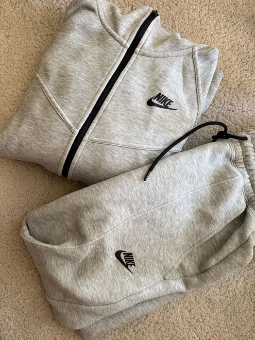 Nike tech fleece