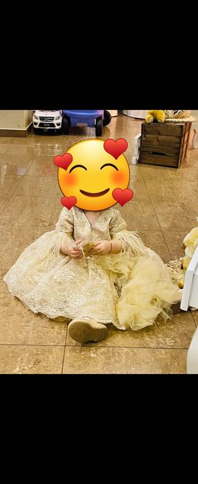 Детска рокля офиална