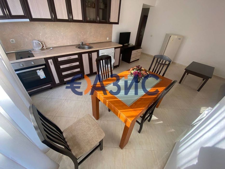 Продава се Тристаен апартамент в Свети Влас - 158 кв.м за 529 €/кв.м - Снимка #7