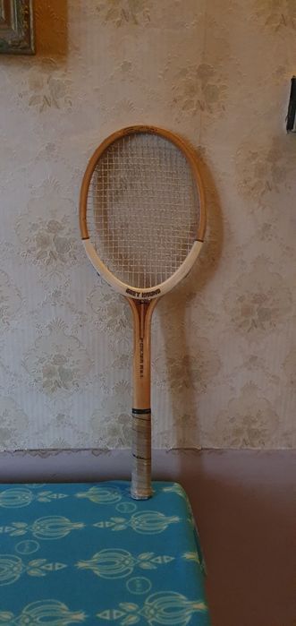 Винтажная теннис ракетка