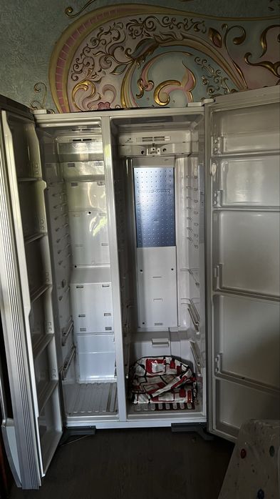 Продам холодильник Hitachi